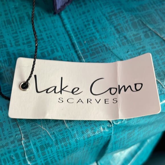 SNAKES!!!! LAKE COMO SCARVES - Python Printed, Large LightweightHand finished - Picture 9 of 12